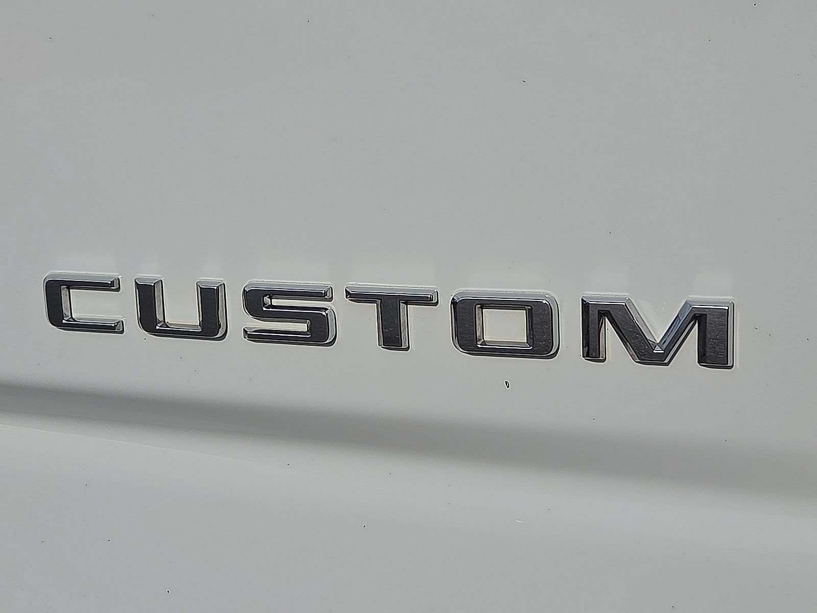 Used 2024 Chevrolet Silverado 2500 Custom w/ Custom Convenience Package AWD/4WD image 9