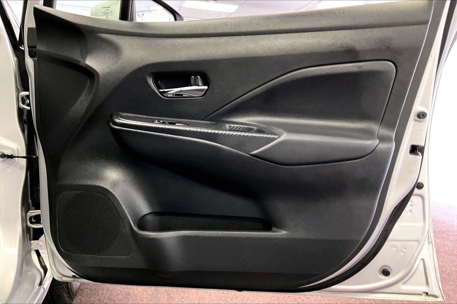 Used 2023 Nissan Versa SV image 23