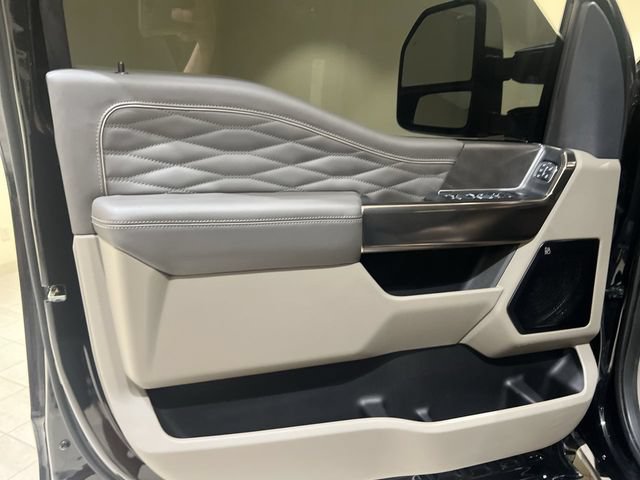 Certified 2025 Ford F250 Platinum w/ Platinum Plus Package AWD/4WD image 22