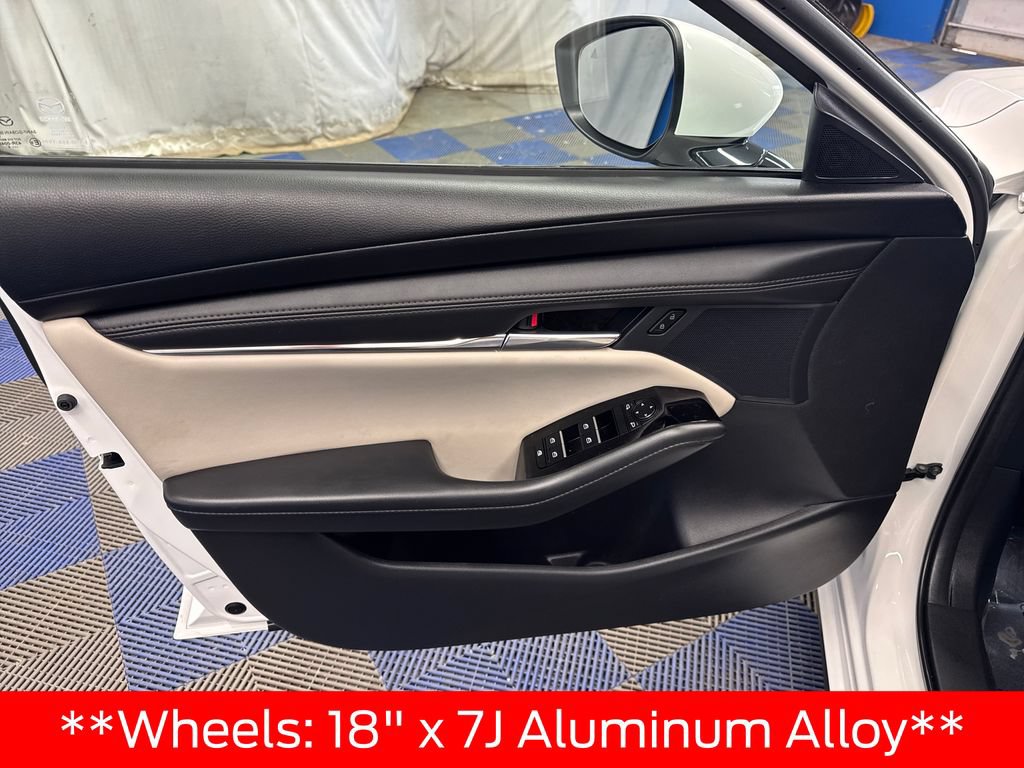 Used 2025 MAZDA MAZDA3 s FWD image 10