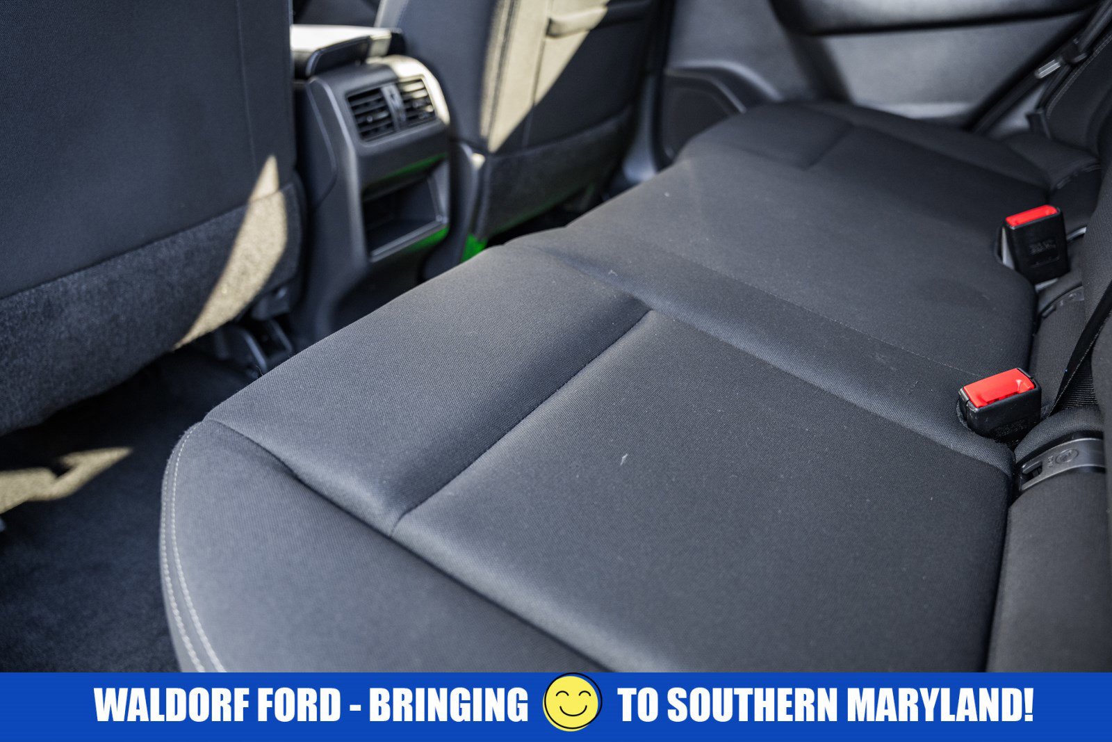 Used 2024 Nissan Rogue S image 29