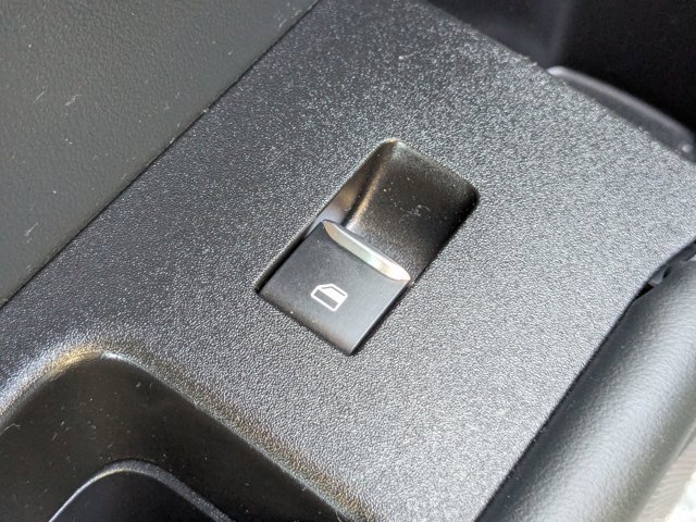 Certified 2025 Ford Explorer ST image 31