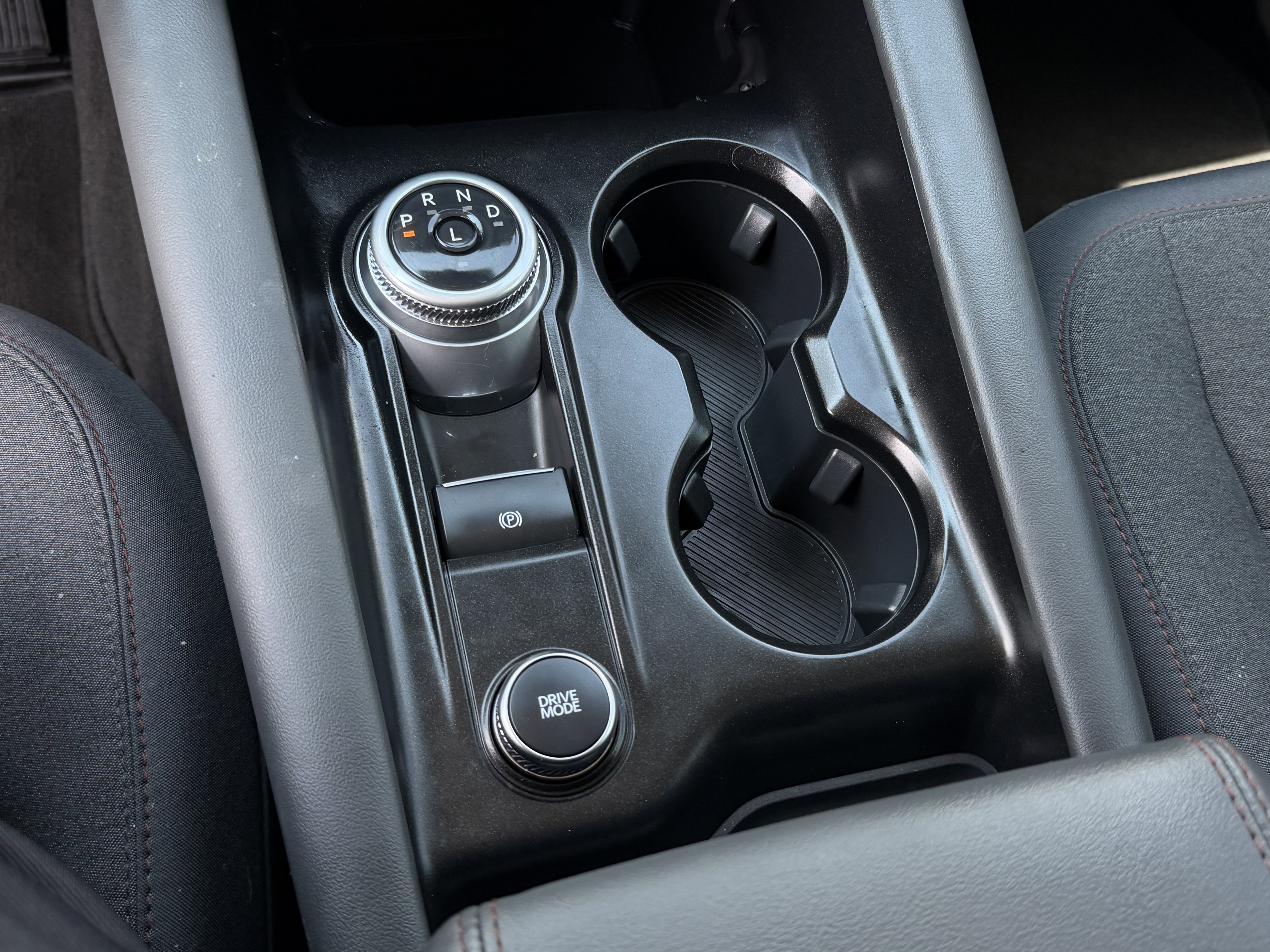 Certified 2025 Ford Explorer Active RWD image 21