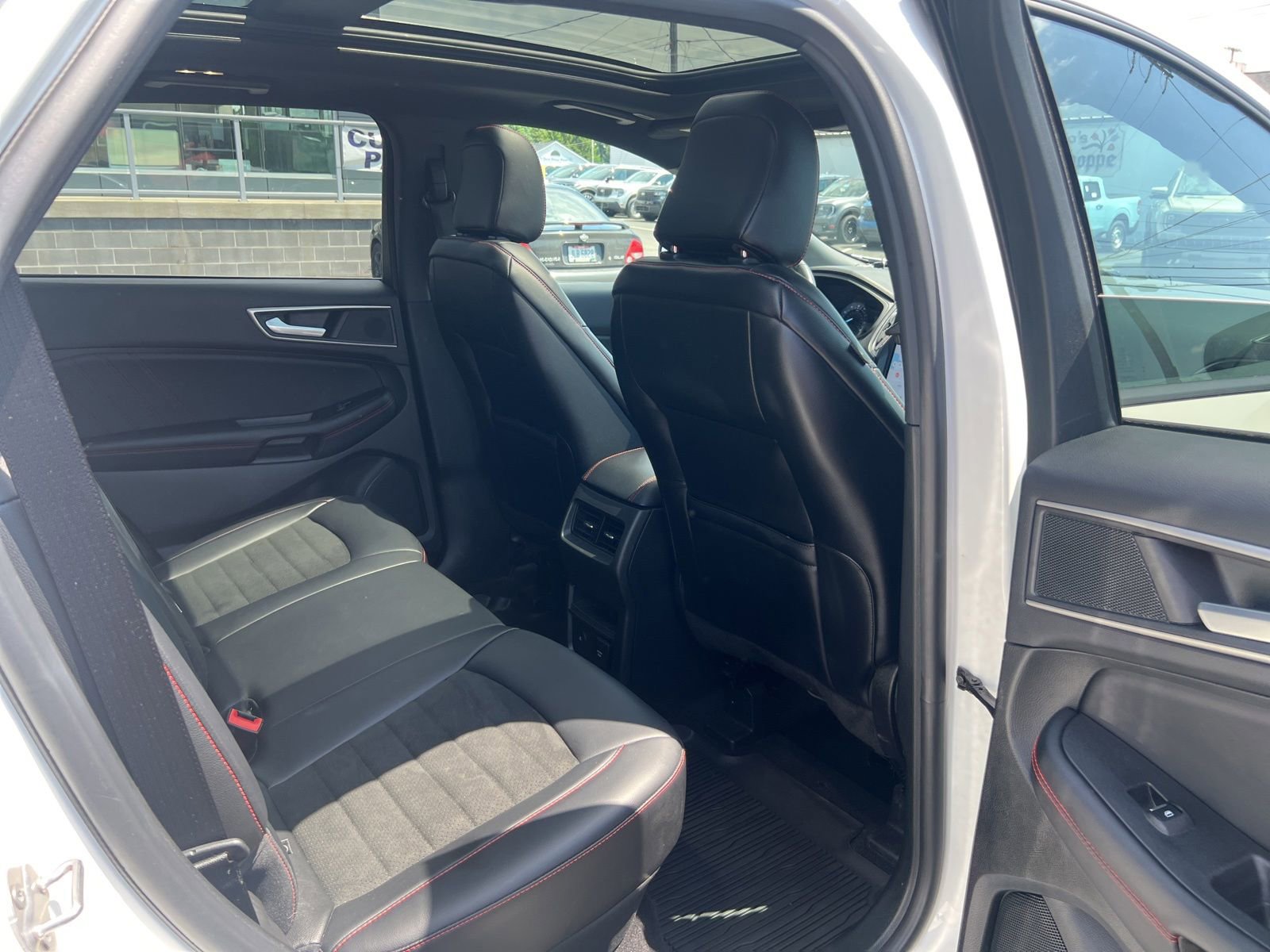 Certified 2023 Ford Edge ST-Line AWD/4WD image 47