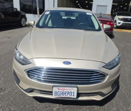 Certified 2019 Ford Fusion SE FWD image 2