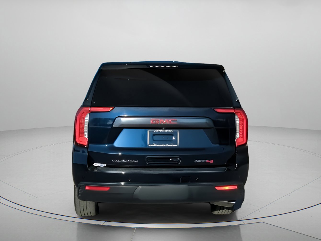 Used 2021 GMC Yukon XL AT4 w/ AT4 Premium Package image 16