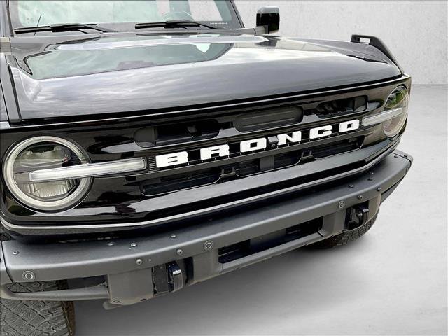 Certified 2023 Ford Bronco Outer Banks w/ Sasquatch Package AWD/4WD image 28
