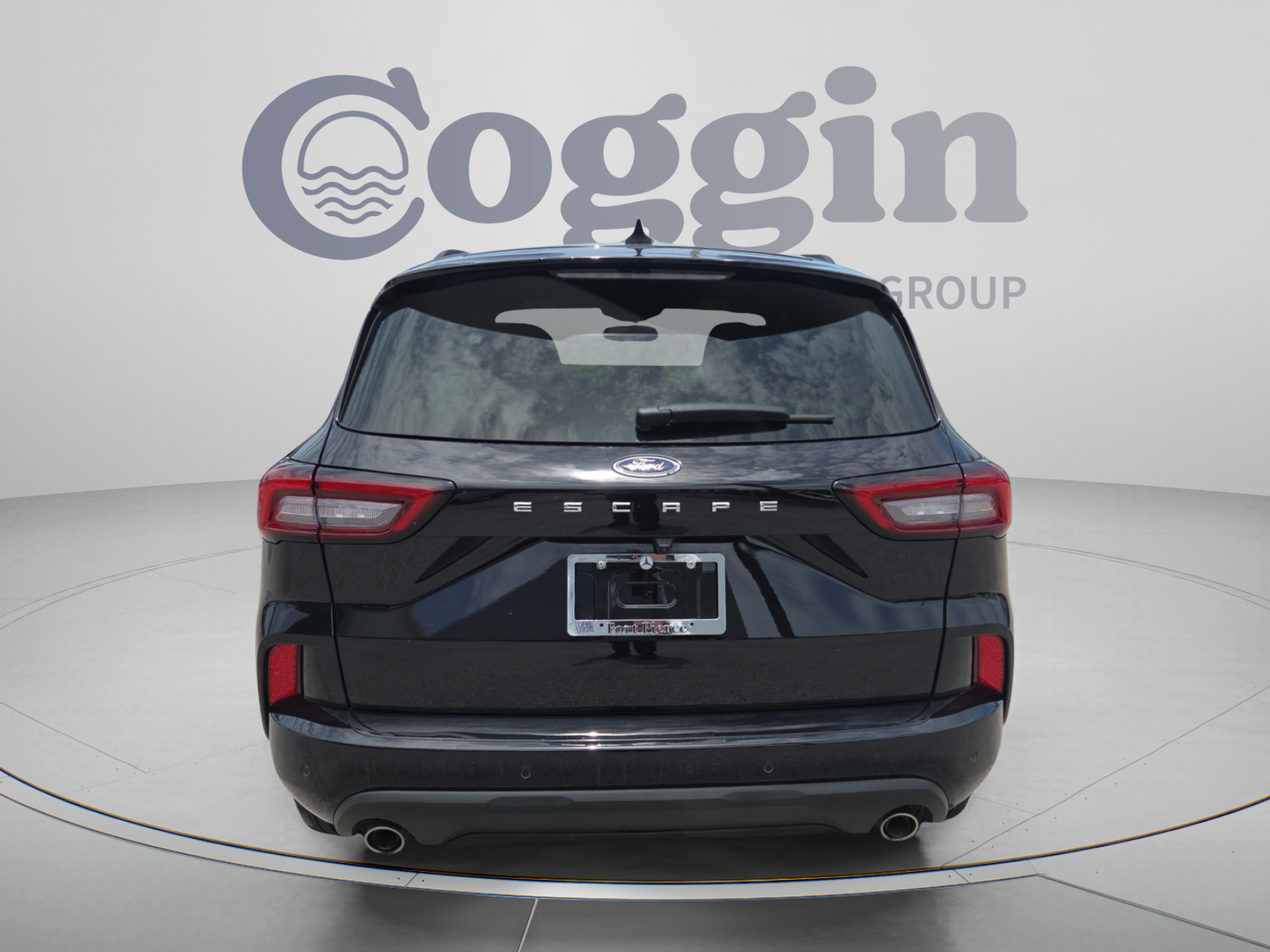 Certified 2023 Ford Escape ST-Line w/ Tech Pack #1 FWD image 4