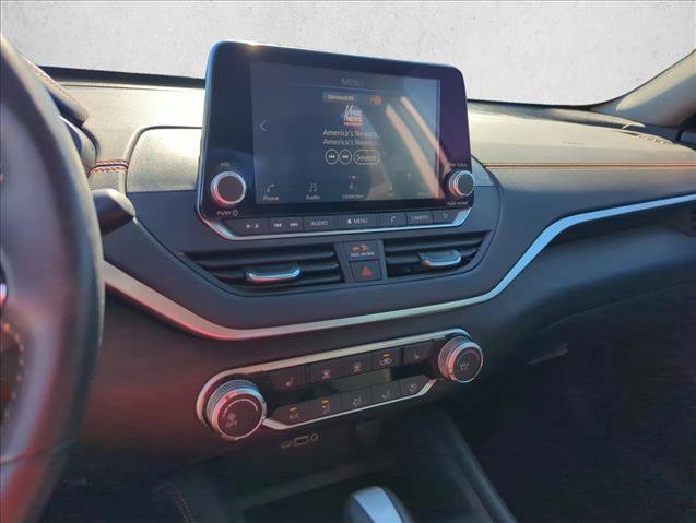 Used 2020 Nissan Altima 2.5 SR w/ Premium Package image 13