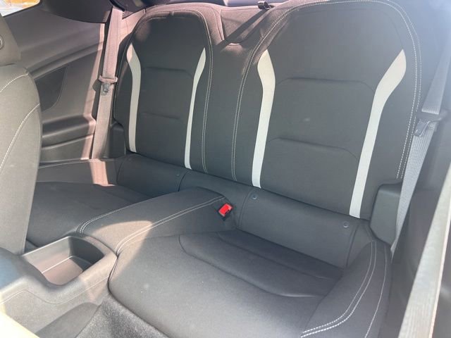 Used 2020 Chevrolet Camaro LT w/ Technology Package image 21