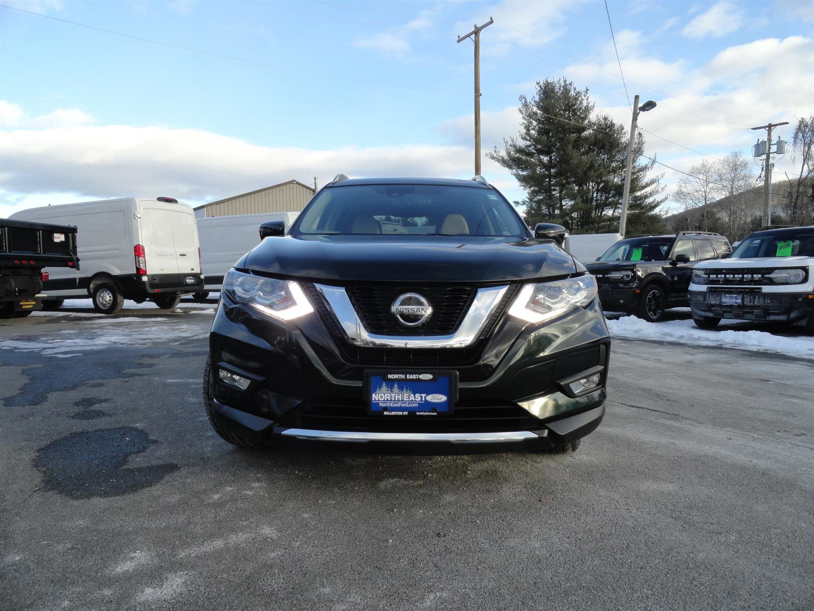 Used 2020 Nissan Rogue SL w/ Premium Package image 8