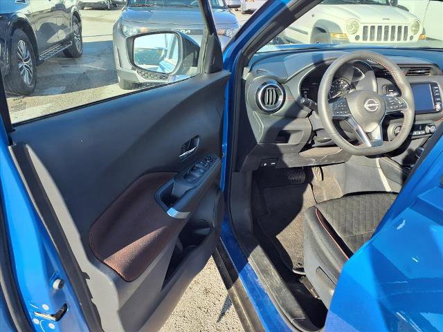 Used 2024 Nissan Kicks SR image 6