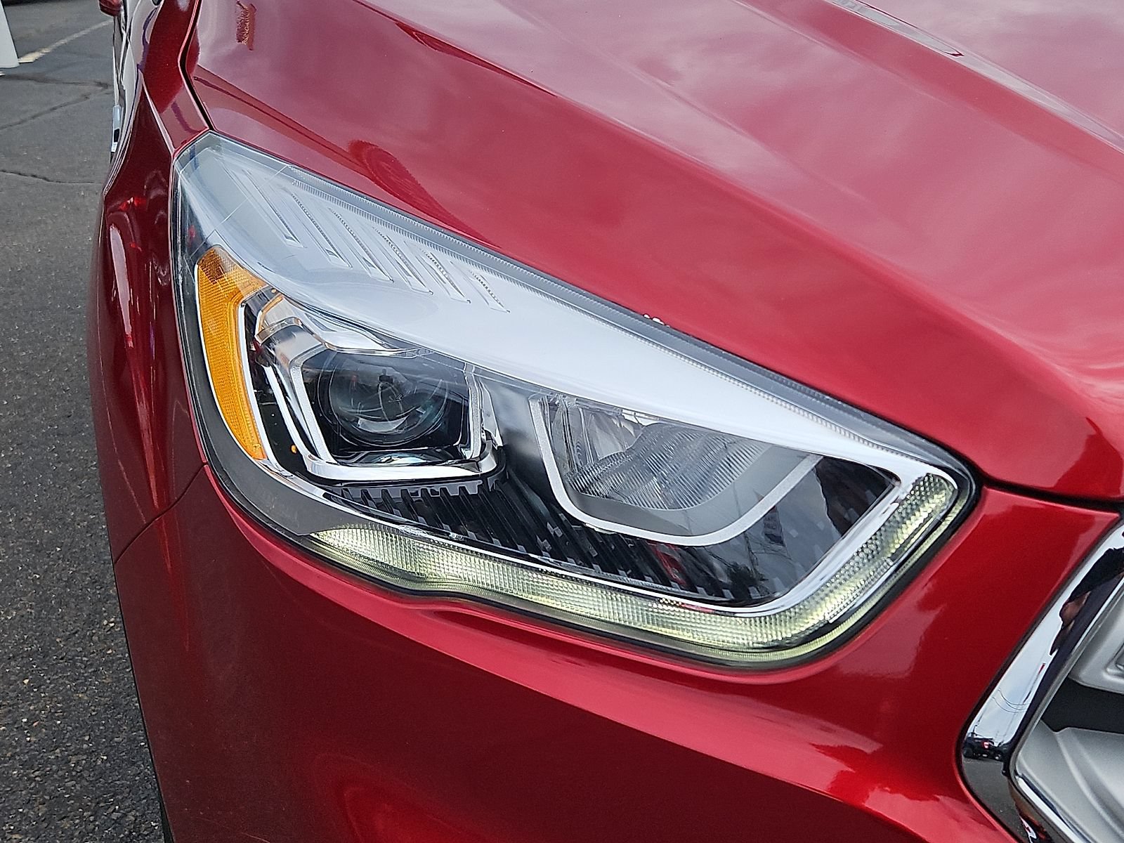 Certified 2018 Ford Escape SEL AWD/4WD image 10