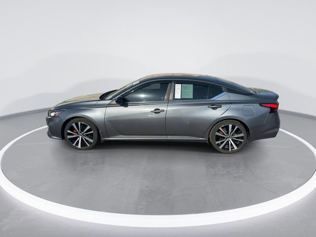 Used 2020 Nissan Altima 2.5 SR w/ Premium Package image 2