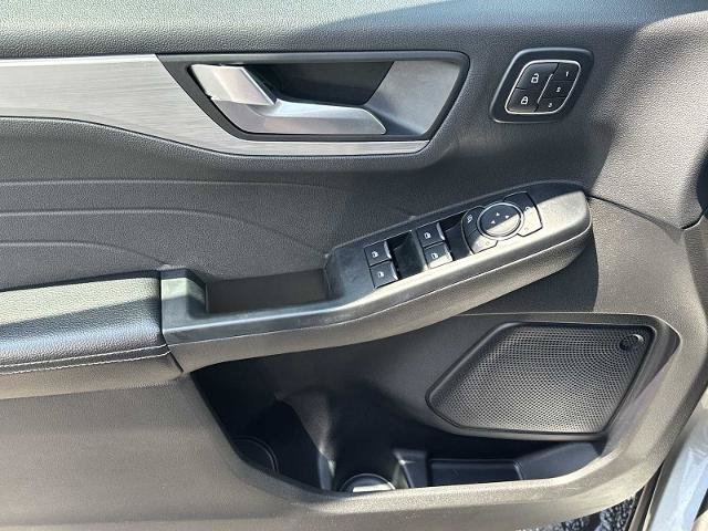 Certified 2024 Ford Escape Platinum AWD/4WD image 21
