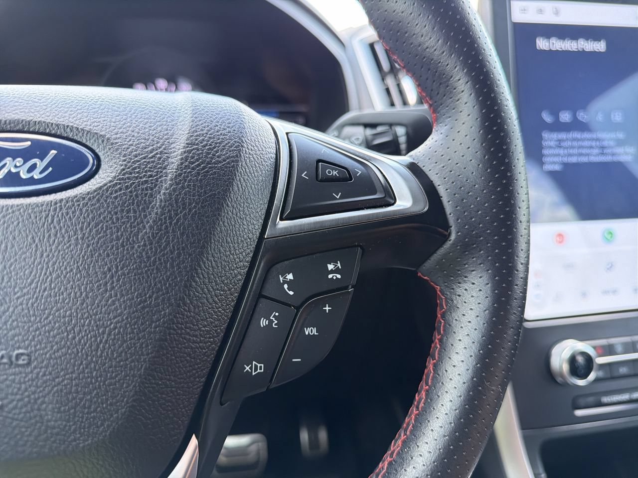 Certified 2024 Ford Edge ST-Line AWD/4WD image 27