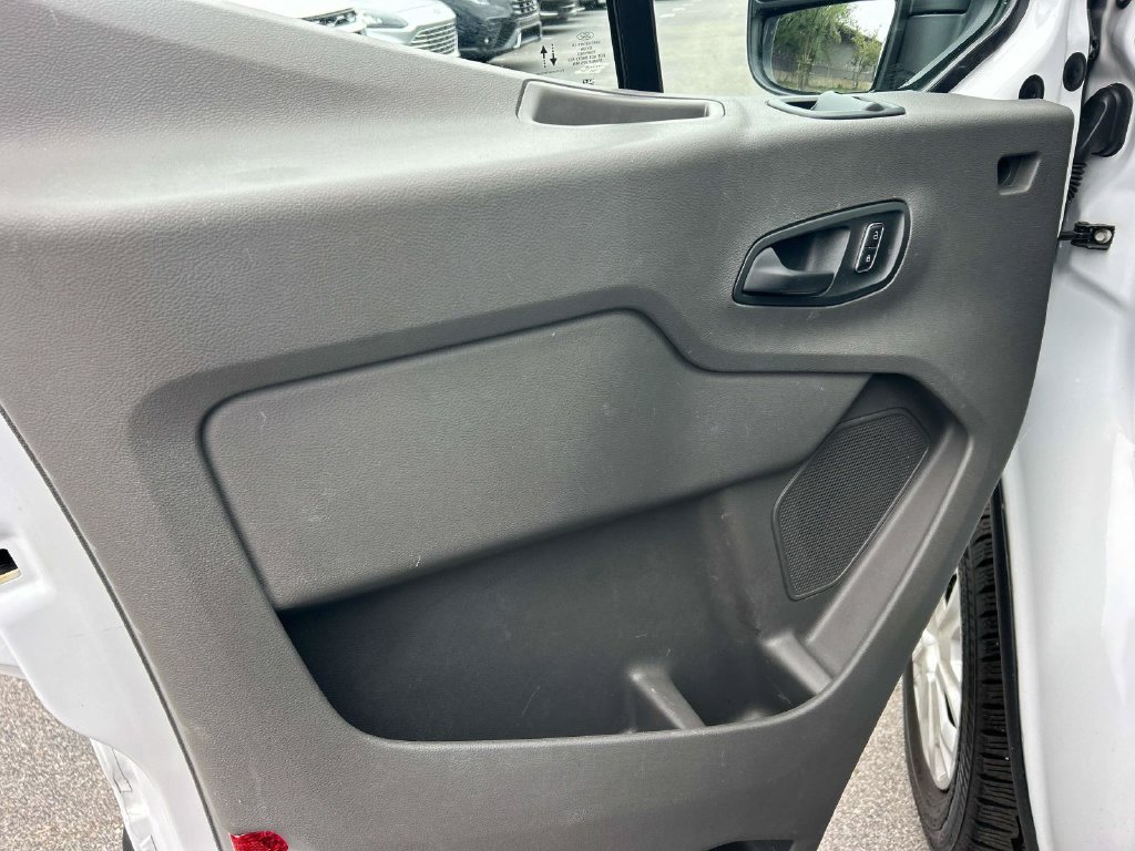 Certified 2025 Ford Transit 250 Low Roof w/ Exterior Upgrade Package RWD image 23