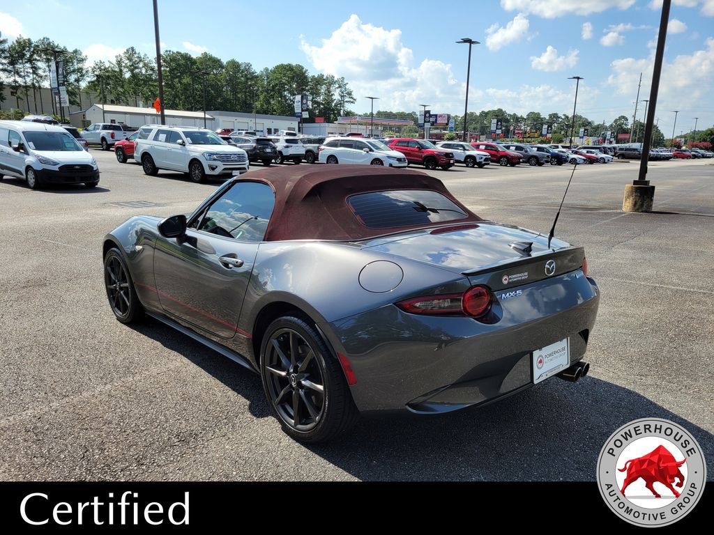 Used 2018 MAZDA MX-5 Miata Club RWD image 4