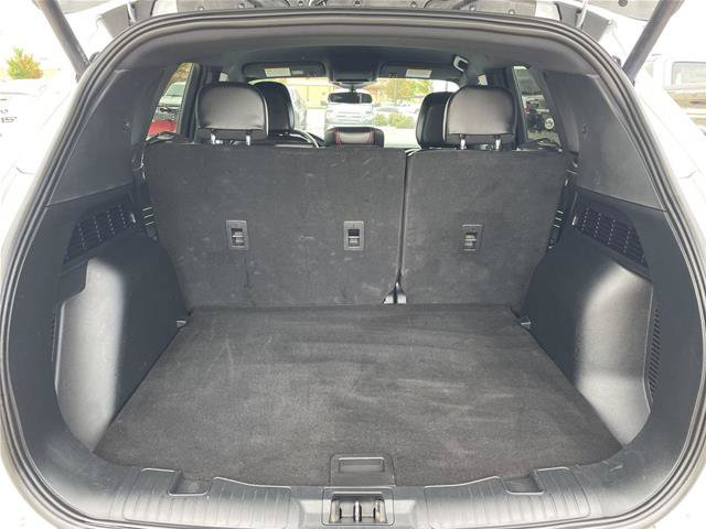 Certified 2025 Ford Escape ST-Line Select AWD/4WD image 34