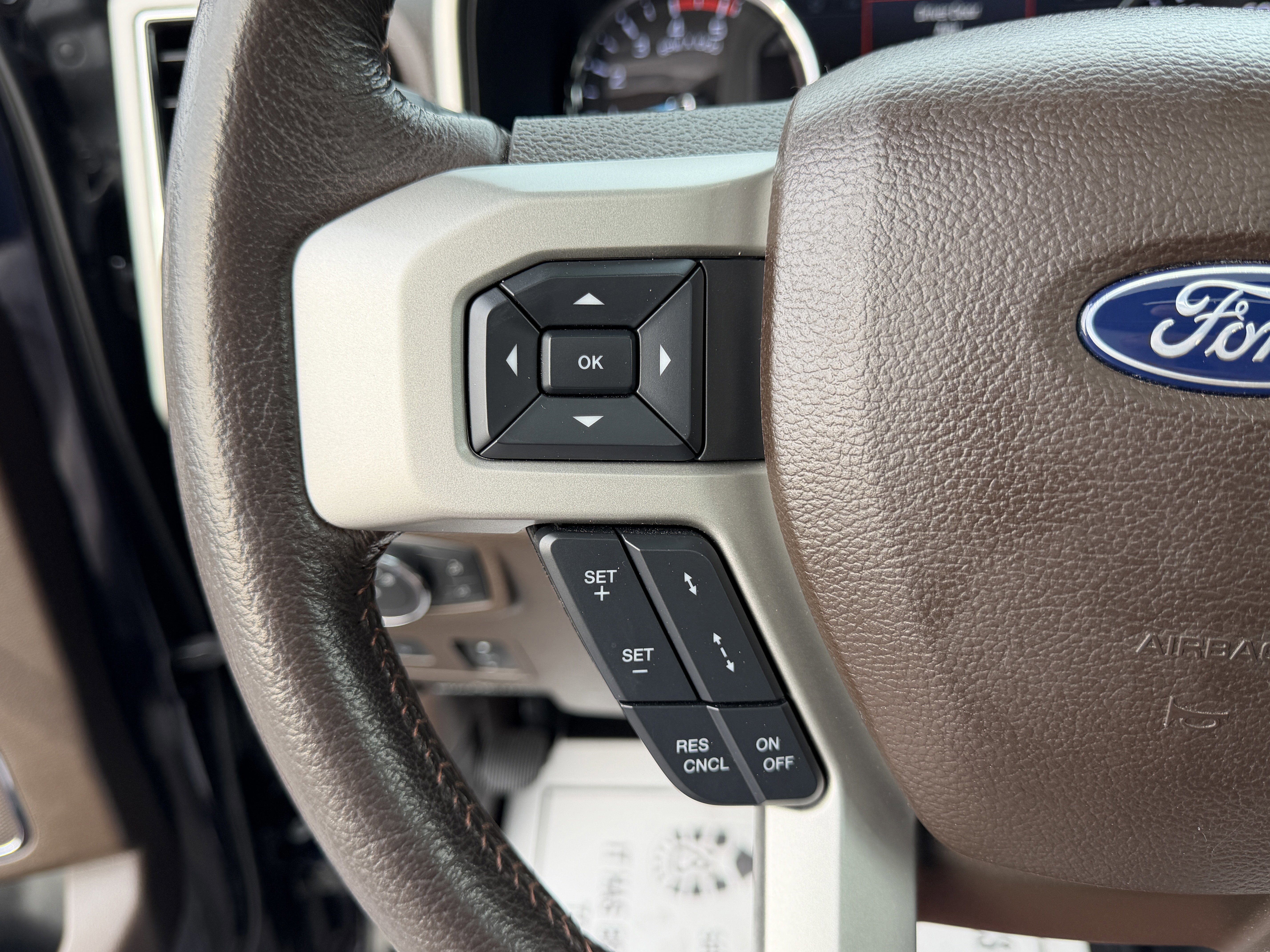Certified 2022 Ford F350 King Ranch w/ Tremor Off-Road Package AWD/4WD image 17