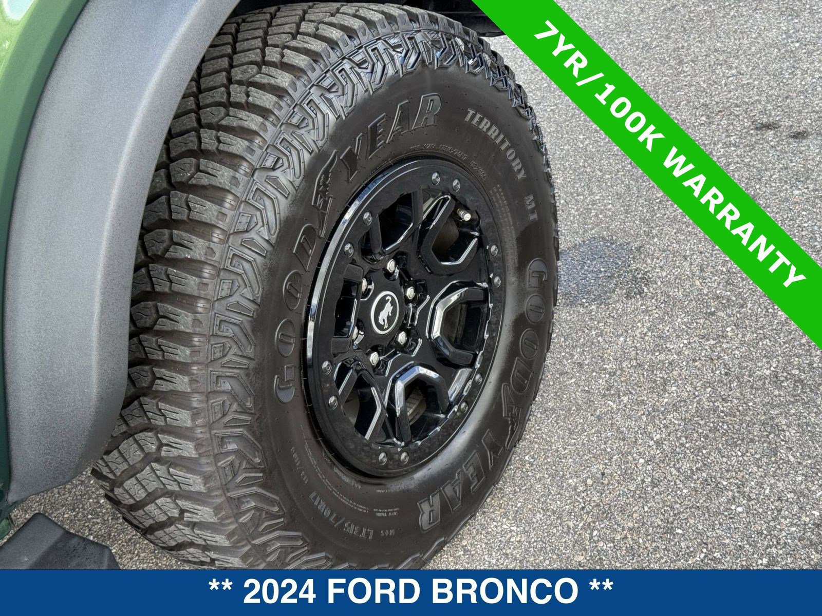 Certified 2024 Ford Bronco Wildtrak image 13