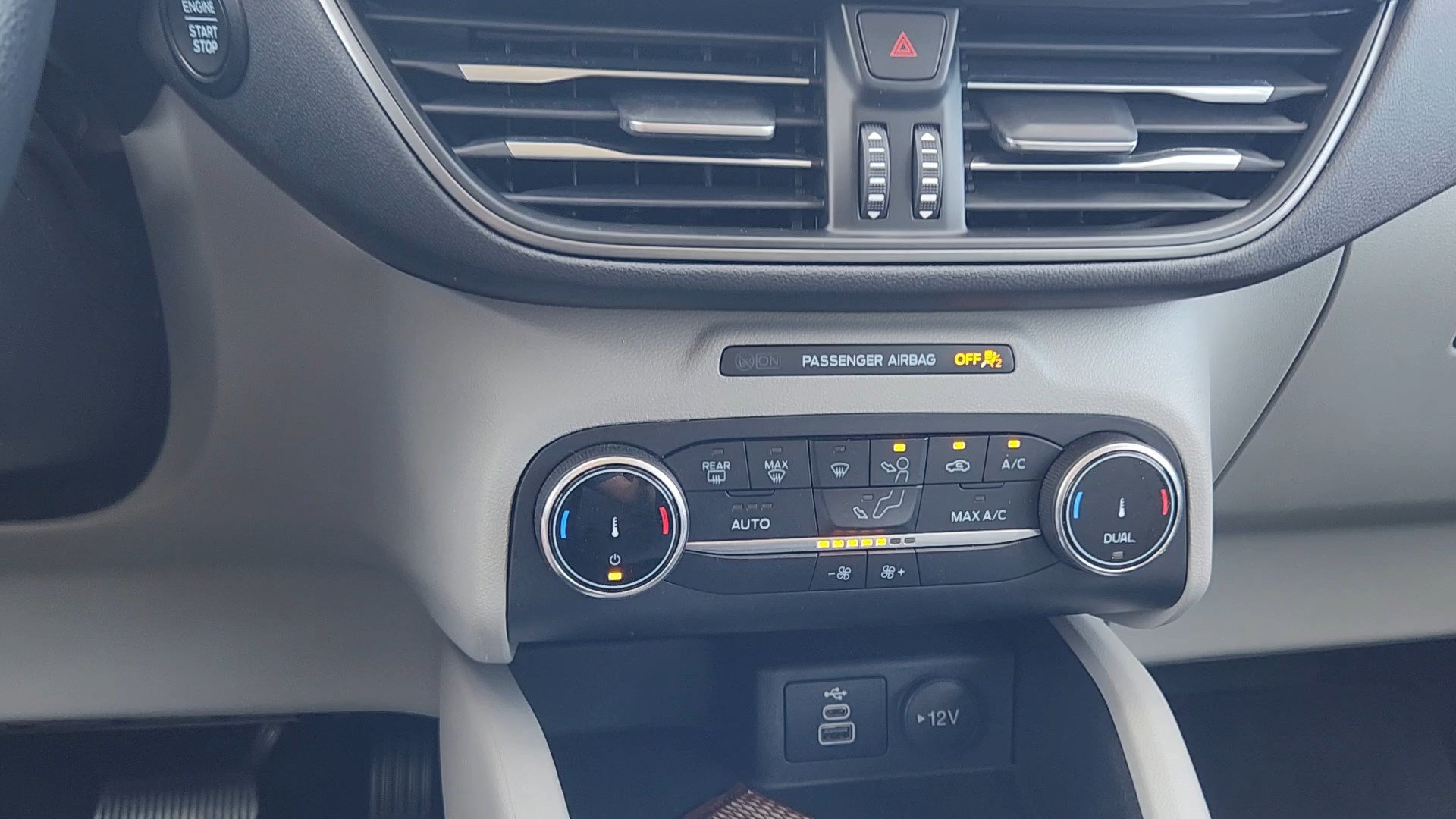 Certified 2025 Ford Escape Active AWD/4WD image 16