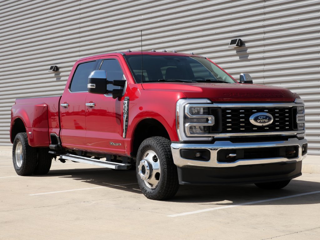 Certified 2024 Ford F350 Lariat w/ Chrome Package