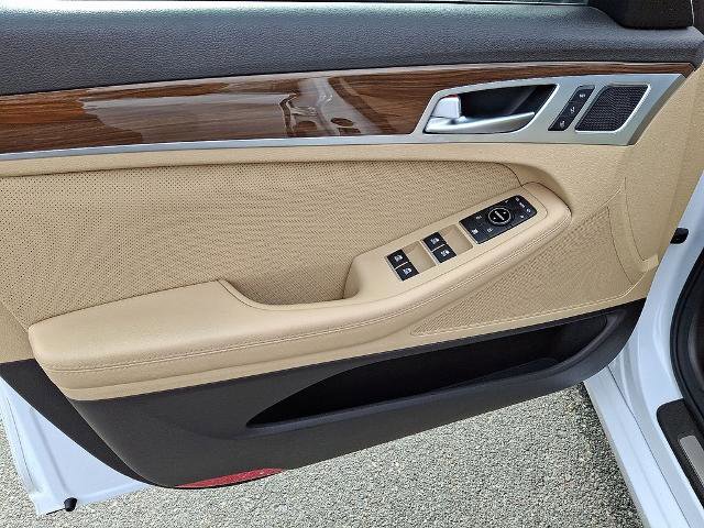 Used 2018 Genesis G80 3.8 image 11