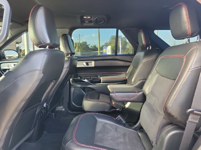 Certified 2022 Ford Explorer ST-Line w/ Class IV Trailer Tow Package RWD image 9