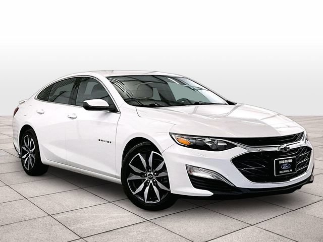 Used 2022 Chevrolet Malibu RS FWD image 2