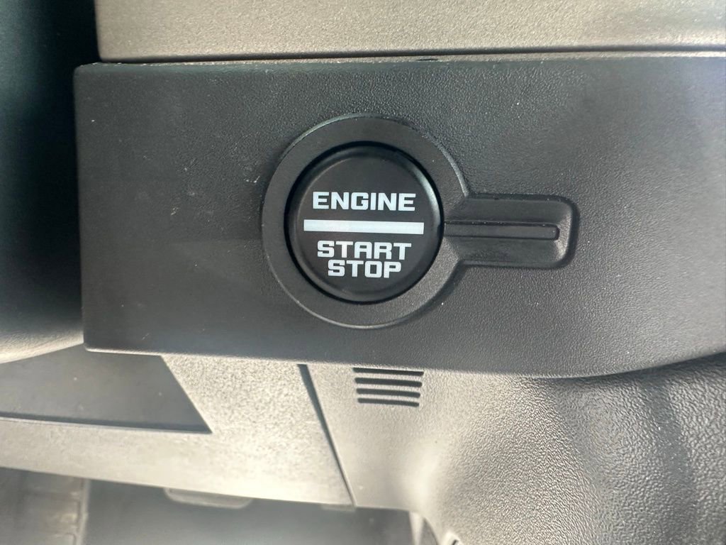 Certified 2025 Ford Bronco Outer Banks AWD/4WD image 16