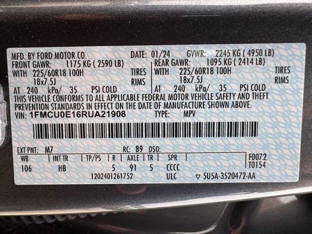 Certified 2024 Ford Escape SE w/ Class II Trailer Tow Package FWD image 21