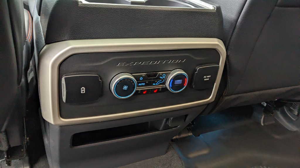 Certified 2024 Ford Expedition Limited AWD/4WD image 38