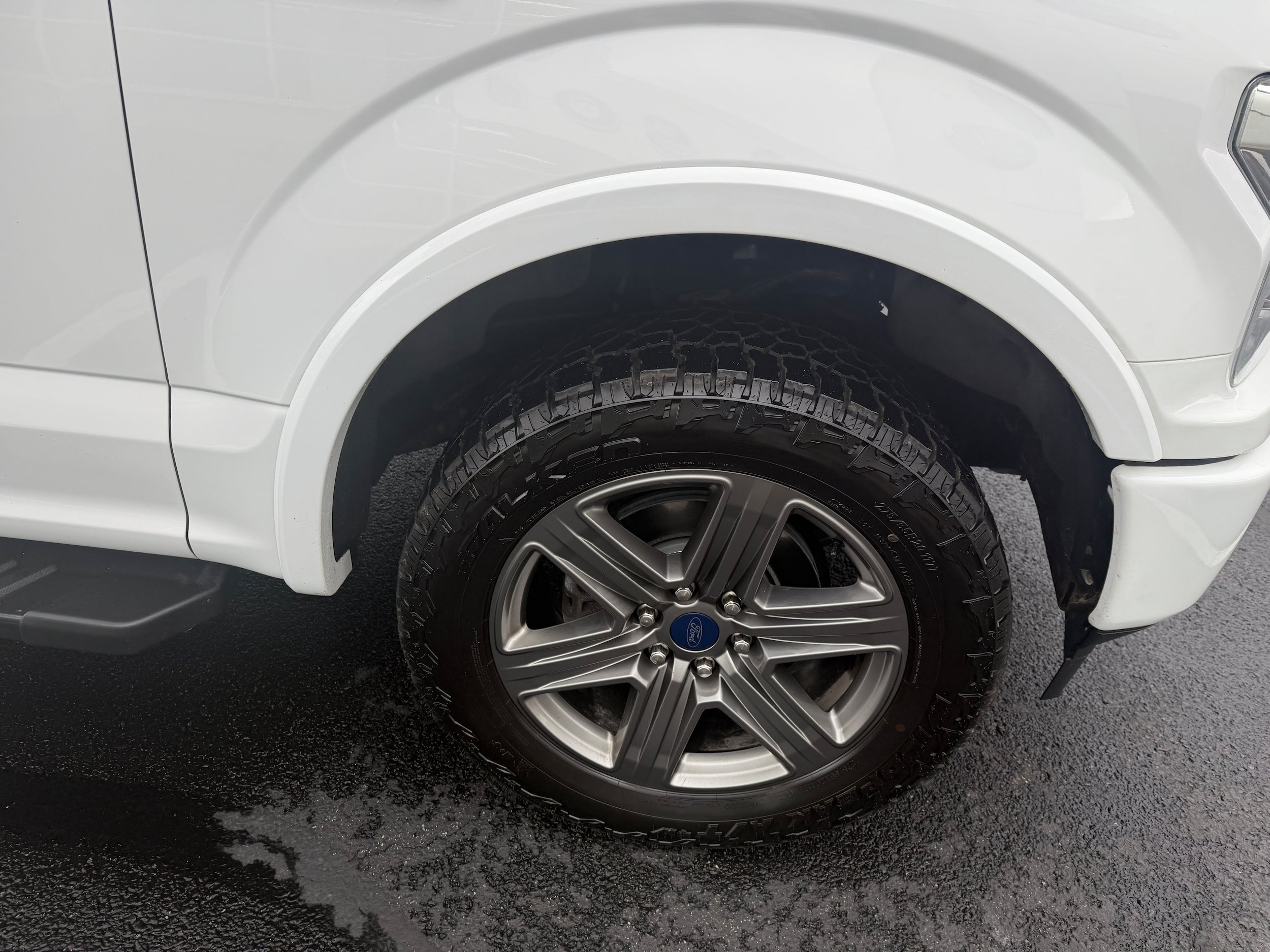 Certified 2020 Ford F150 Lariat w/ Equipment Group 502A Luxury AWD/4WD image 12