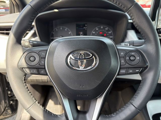 Used 2025 Toyota Corolla SE FWD image 14