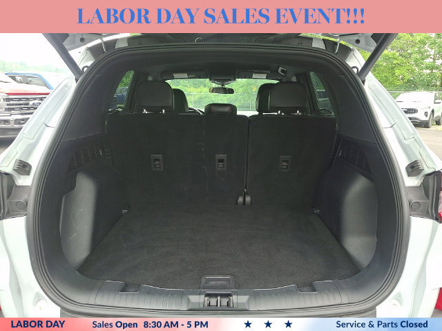 Certified 2025 Ford Escape ST-Line Select AWD/4WD image 29