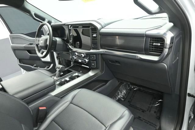 Certified 2025 Ford F150 Lariat w/ Equipment Group 502A High AWD/4WD image 29