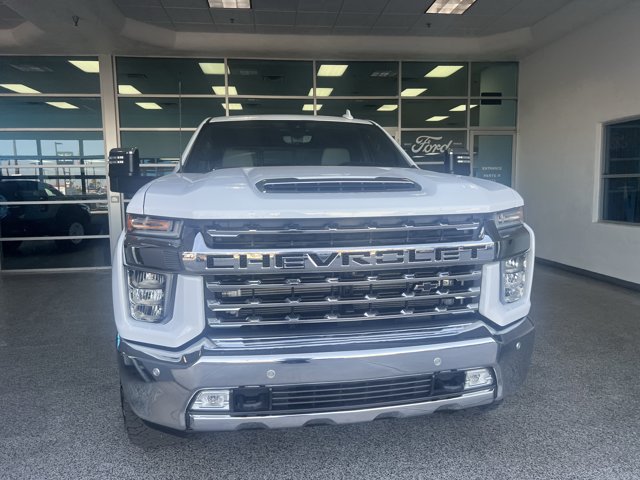 Used 2022 Chevrolet Silverado 2500 LTZ w/ LTZ Plus Package AWD/4WD image 3