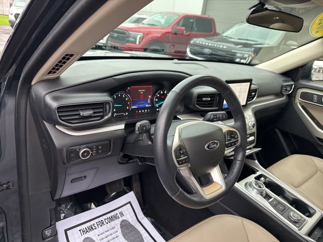 Certified 2023 Ford Explorer XLT w/ Equipment Group 202A AWD/4WD image 13