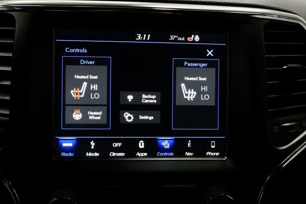 Used 2018 Jeep Grand Cherokee Laredo image 12