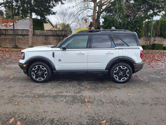 Certified 2023 Ford Bronco Sport Outer Banks w/ Tech Package image 2