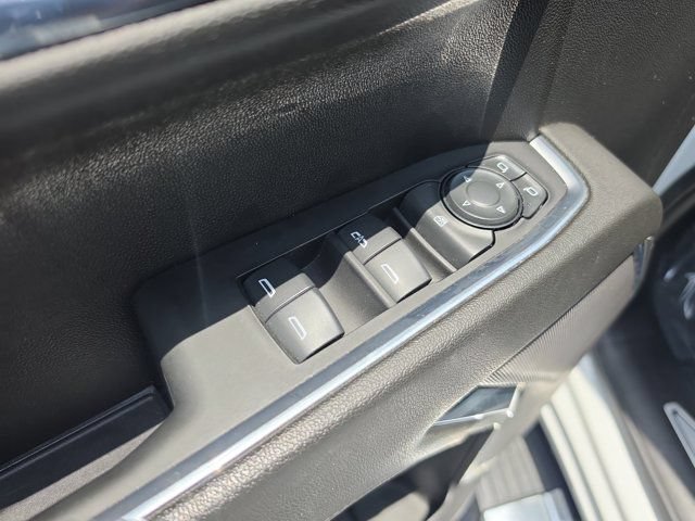 Used 2024 Chevrolet Silverado 1500 LT RWD image 16