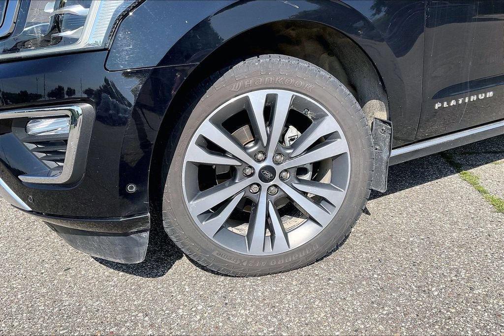 Certified 2020 Ford Expedition Platinum AWD/4WD image 4