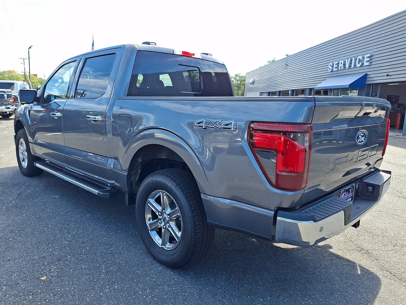 Certified 2024 Ford F150 XLT w/ Equipment Group 302A MID AWD/4WD image 7