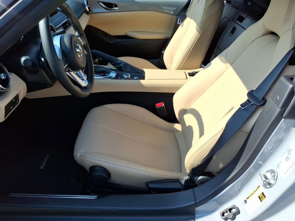 Used 2025 MAZDA MX-5 Miata Grand Touring image 11