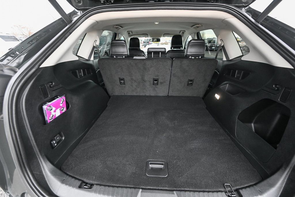 Certified 2024 Ford Edge SEL w/ Convenience Package image 16