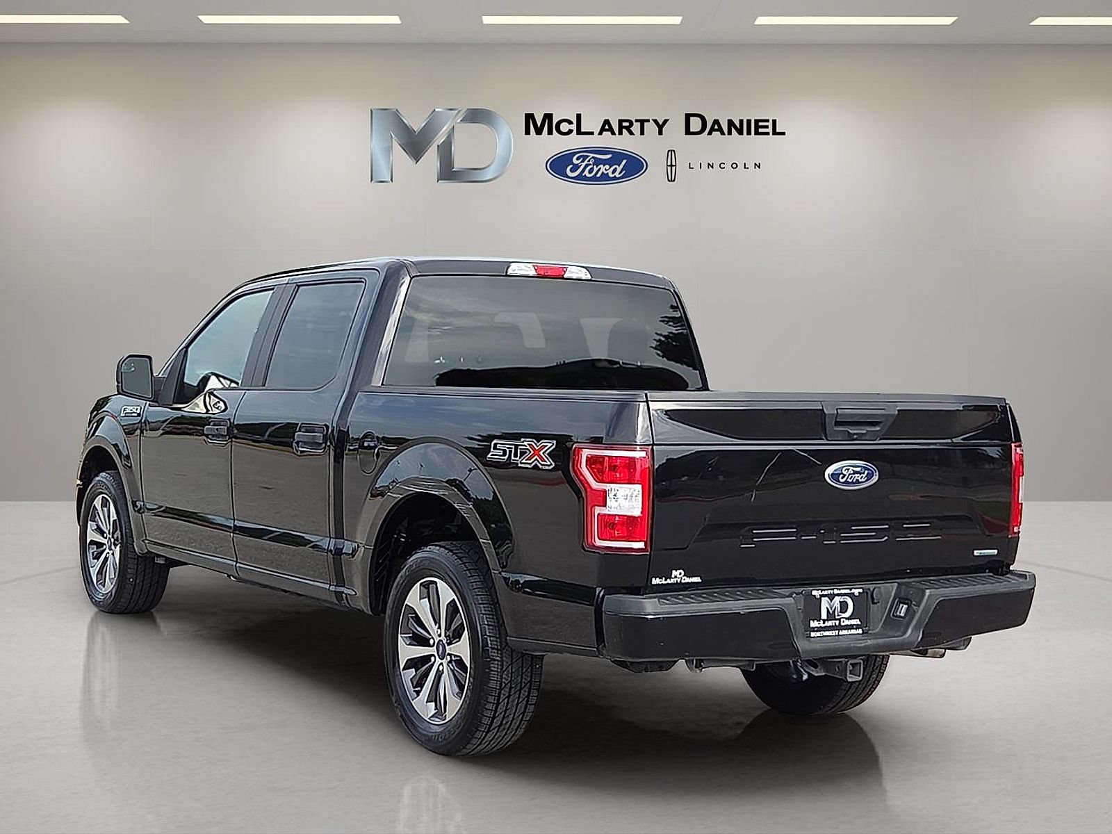 Certified 2020 Ford F150 XL w/ Equipment Group 101A Mid RWD image 4