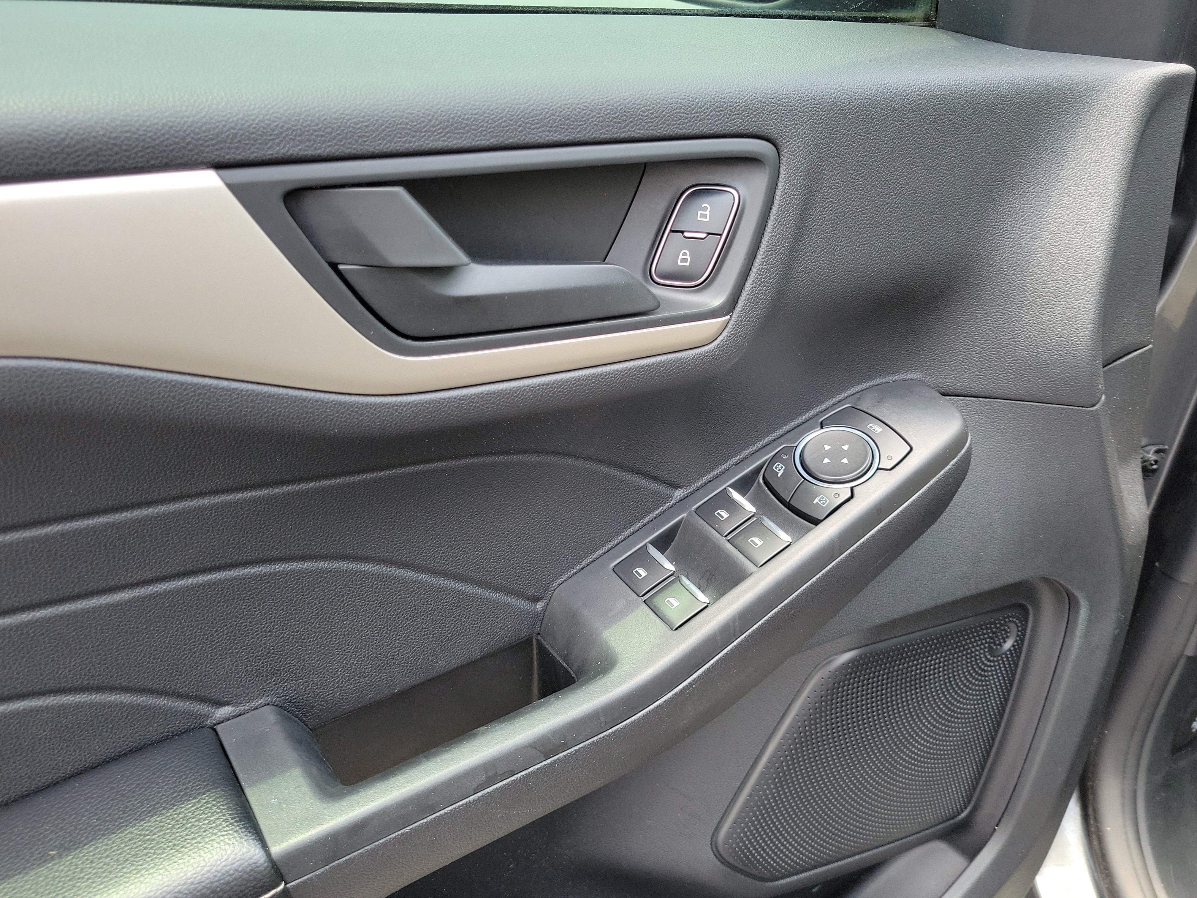 Certified 2022 Ford Escape SE w/ Convenience Package FWD image 20