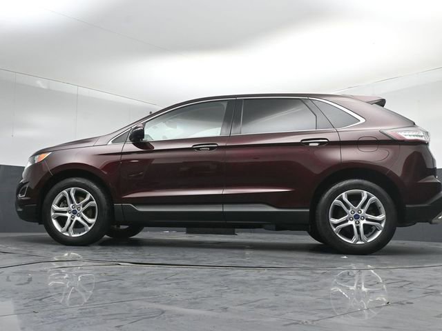 Certified 2017 Ford Edge Titanium w/ Technology Package image 40