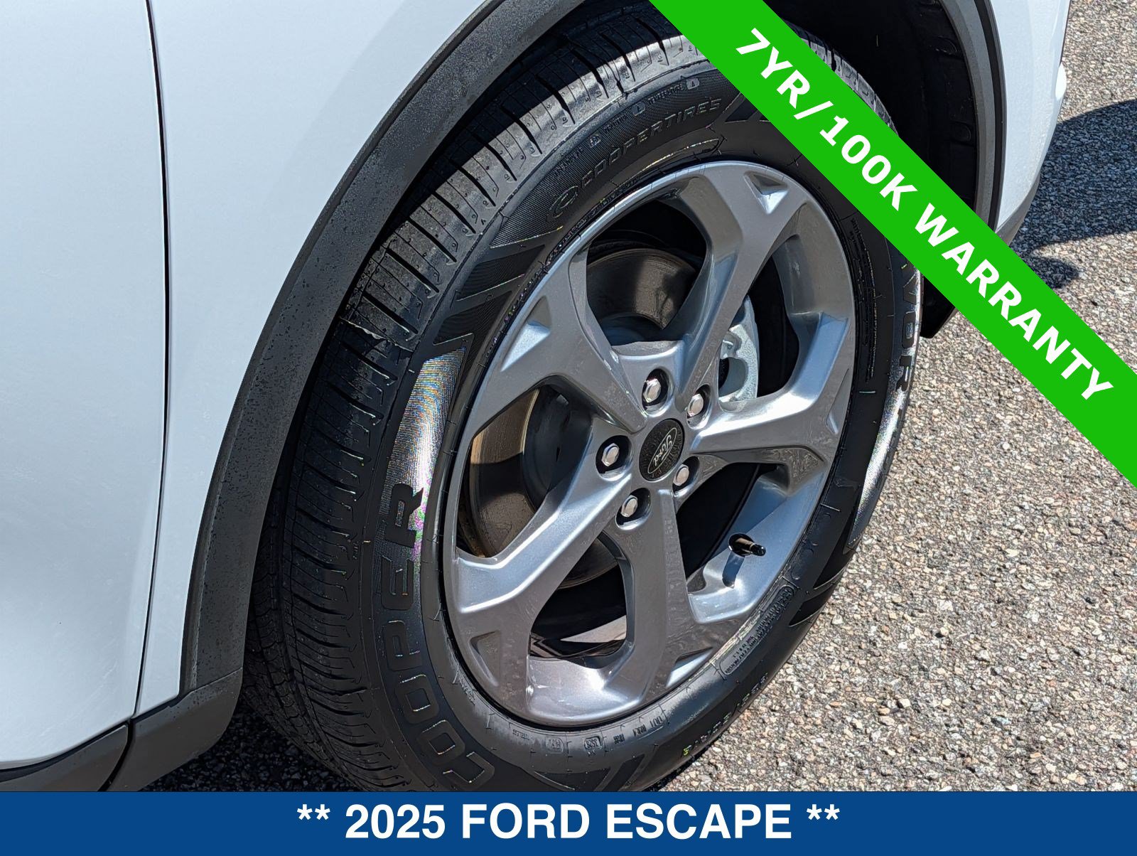 Certified 2025 Ford Escape ST-Line FWD image 13